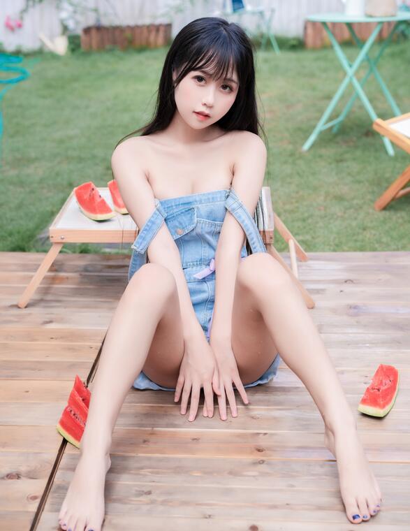 女宿舍互虐高潮嗯啊小说