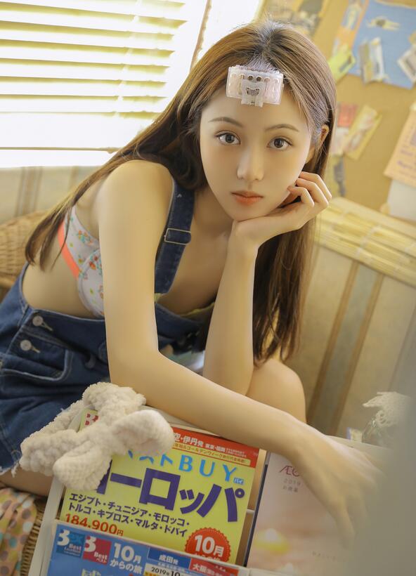 女女蕾丝互摸吃奶互慰视频