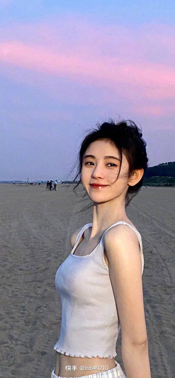 亚洲粉嫩av扒开